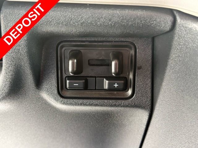 Used 2025 Ford Expedition Active image 35