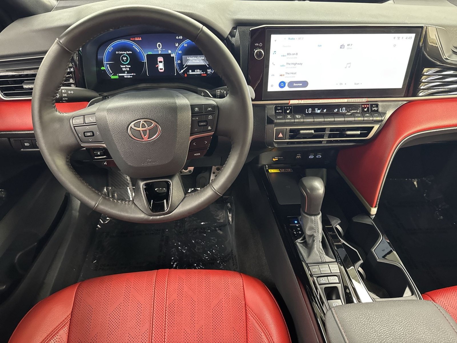 Used 2026 Toyota Camry XSE FWD image 35