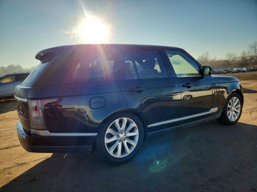 Used 2014 Land Rover Range Rover HSE image 4