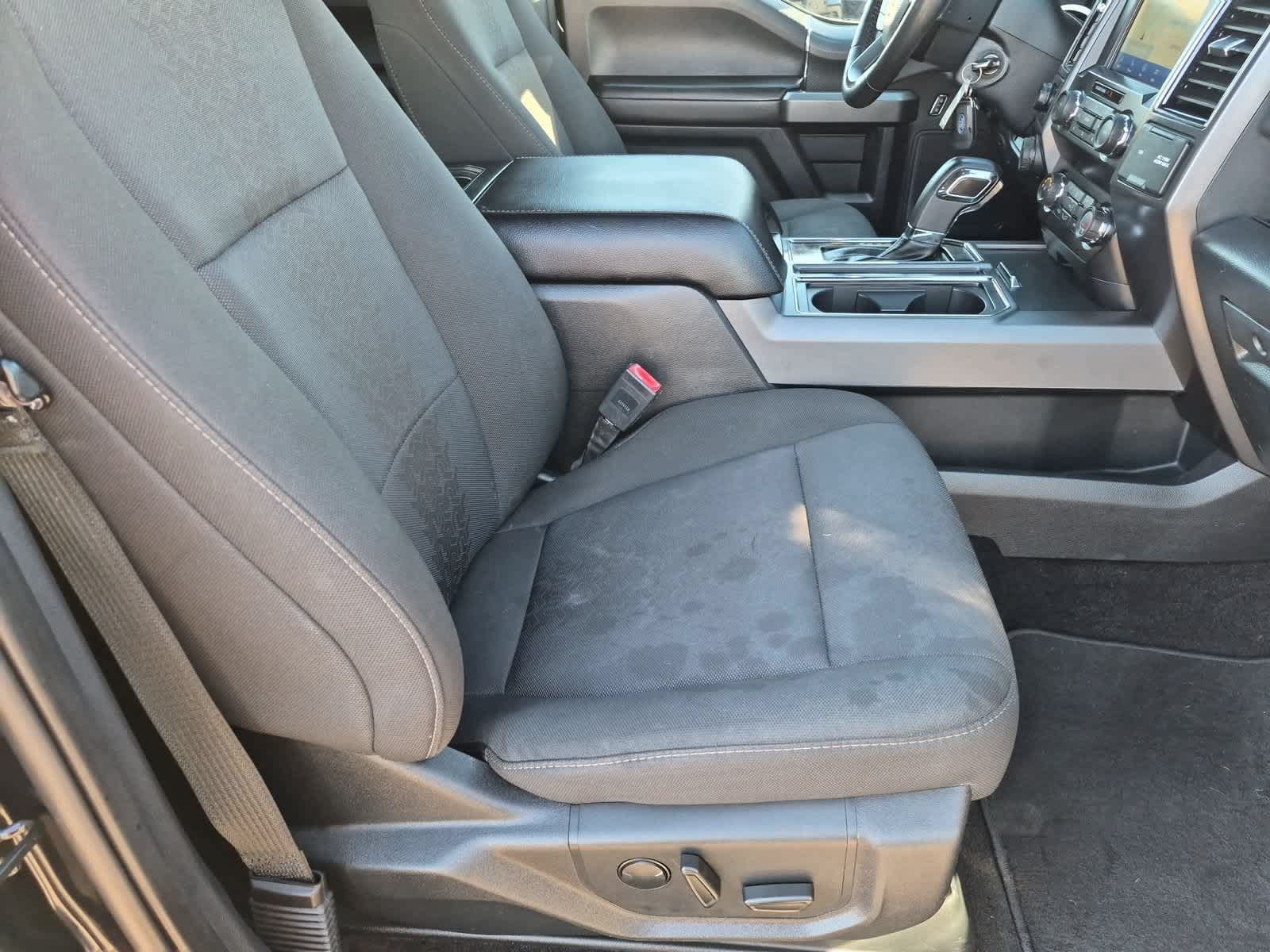 Used 2019 Ford F150 XLT w/ Equipment Group 302A Luxury AWD/4WD image 21