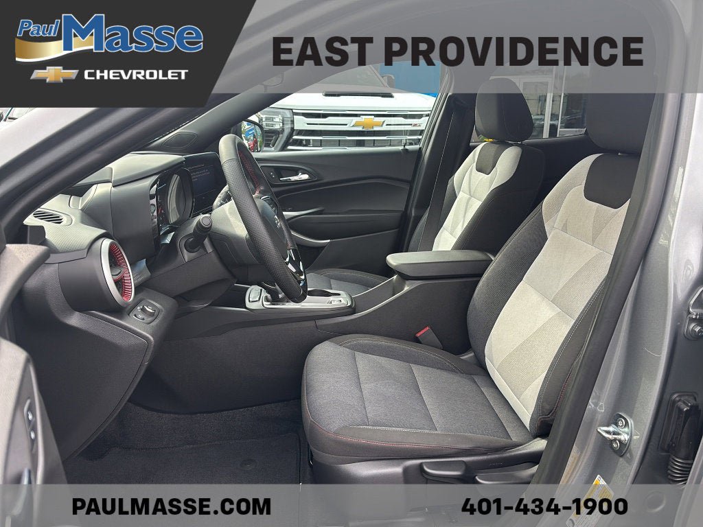 Certified 2024 Chevrolet Trax RS FWD image 16