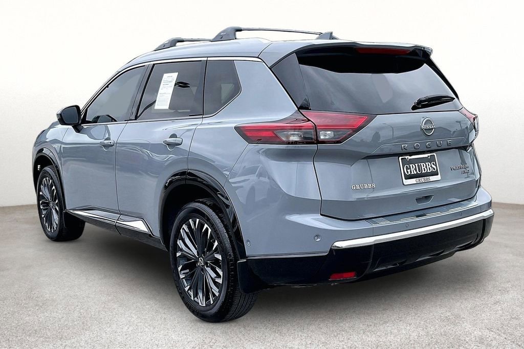 Used 2025 Nissan Rogue Platinum AWD/4WD image 17