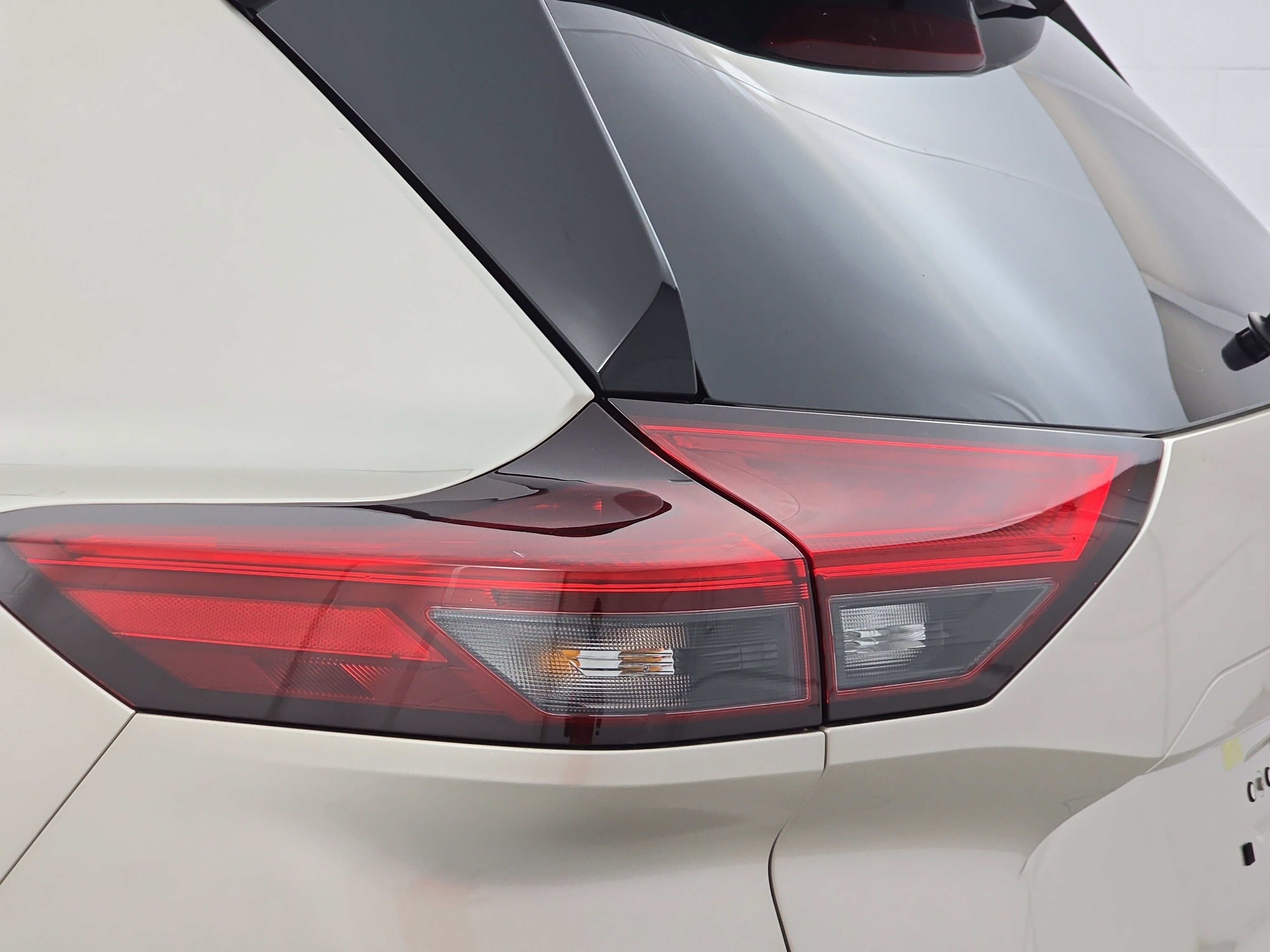 New 2026 Nissan Rogue Platinum image 35