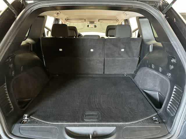 Used 2012 Jeep Grand Cherokee Laredo w/ Laredo E Group AWD/4WD image 22