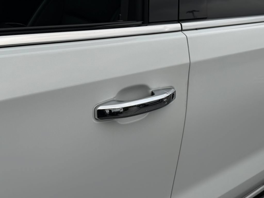 Certified 2023 GMC Sierra 1500 Denali w/ Denali Reserve Package AWD/4WD image 22