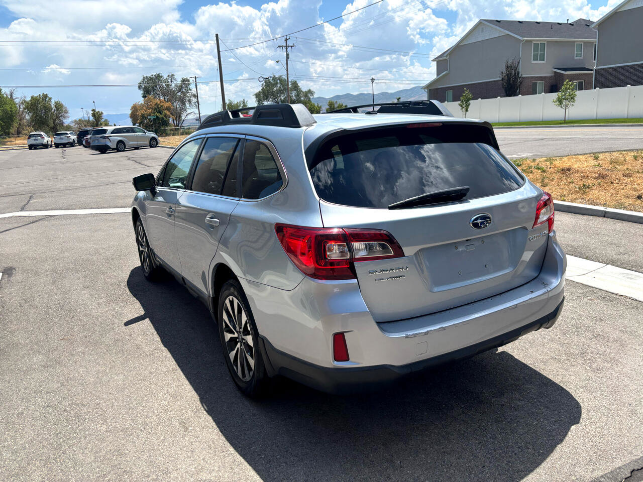 Used 2015 Subaru Outback 2.5i Limited image 6