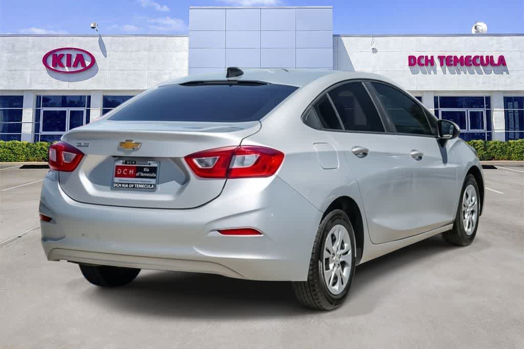 Used 2019 Chevrolet Cruze LS FWD image 4