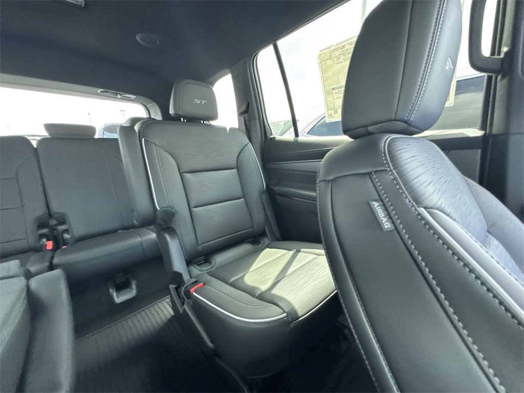 New 2025 Buick Enclave Sport Touring w/ Power Package image 14