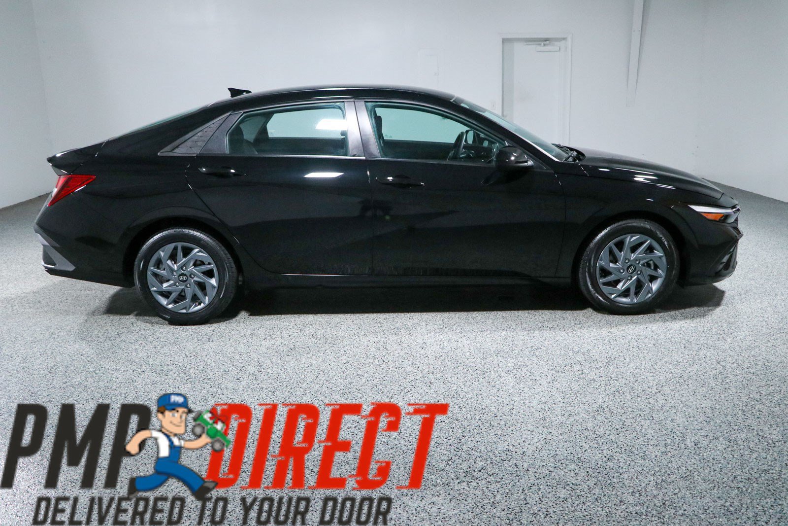 Used 2024 Hyundai Elantra SEL FWD image 6