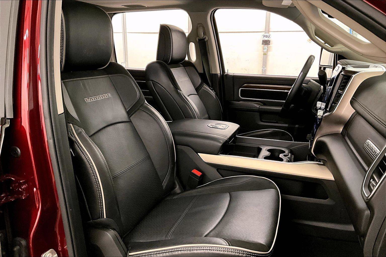 Used 2024 RAM 3500 Laramie image 7