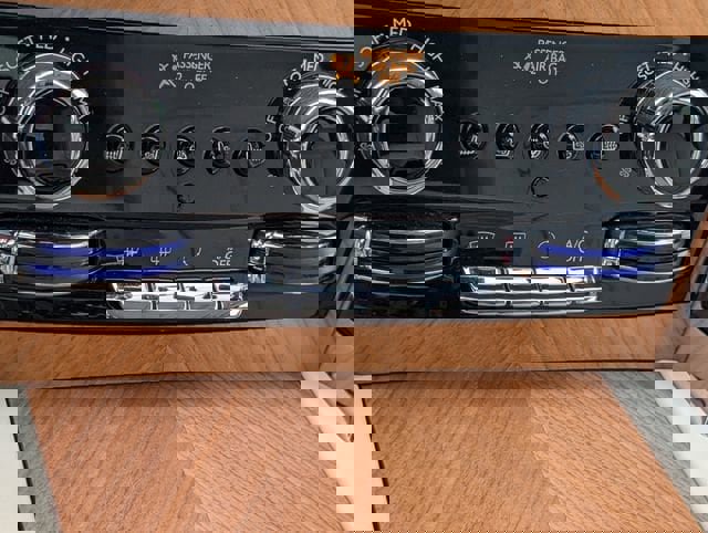 Used 2019 Rolls-Royce Cullinan image 14