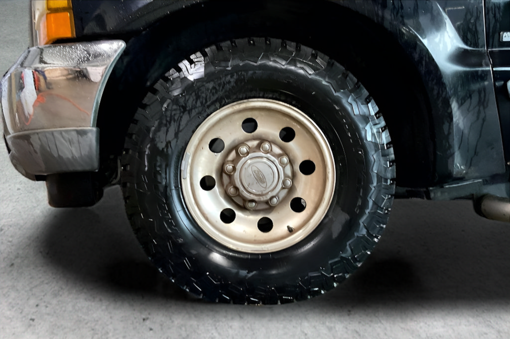 Used 2001 Ford F250 Lariat RWD image 26