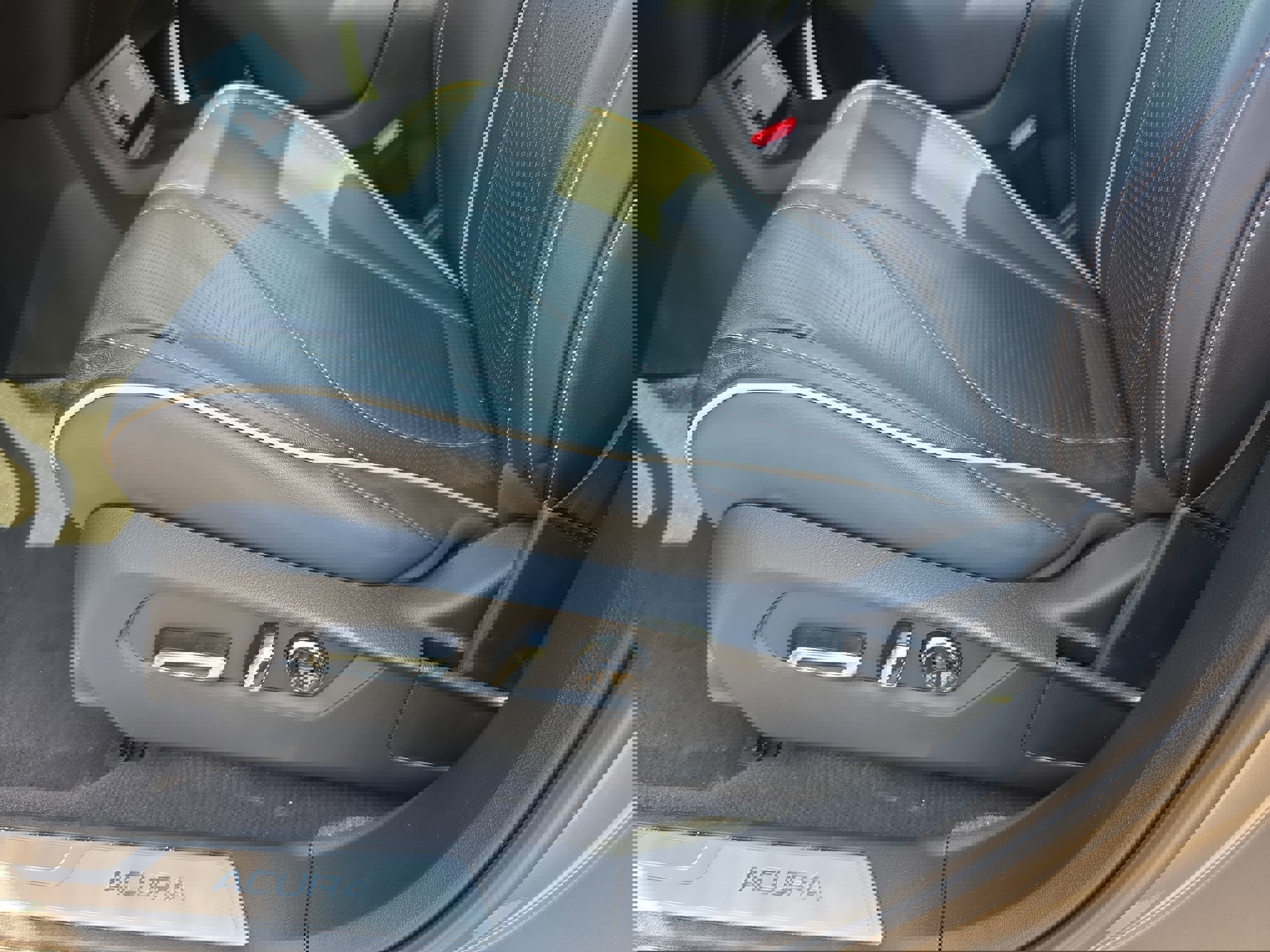 Certified 2023 Acura RDX AWD w/ Advance Package image 28