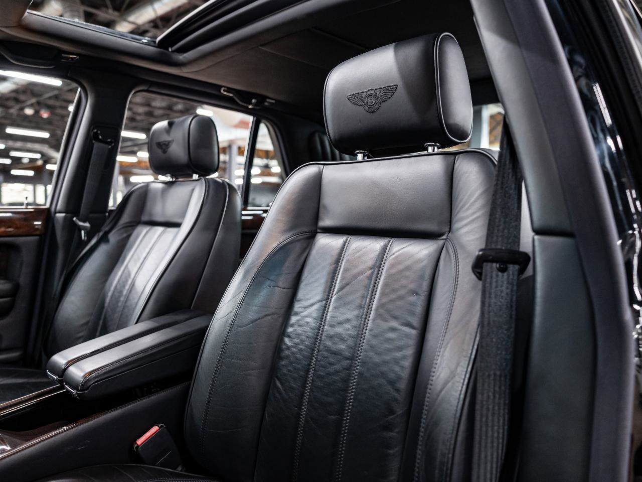 Used 2005 Bentley Arnage R RWD image 7