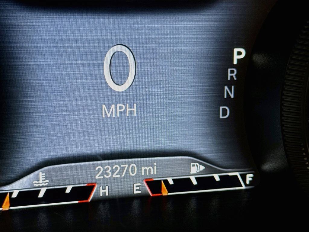 Used 2022 Jeep Cherokee Limited AWD/4WD image 5