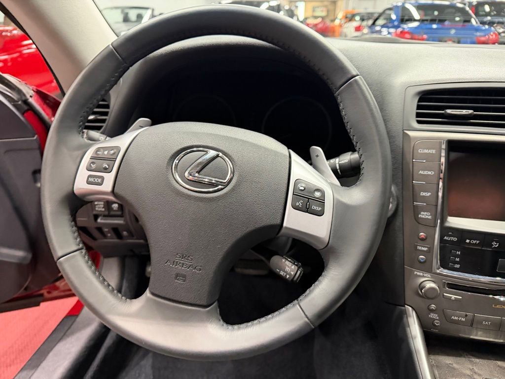 Used 2012 Lexus IS 350C w/ Luxury Pkg image 35