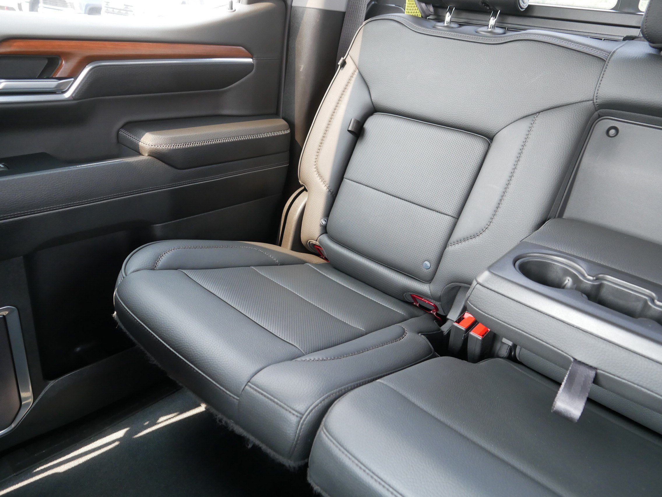 Used 2023 GMC Sierra 1500 Denali AWD/4WD image 12