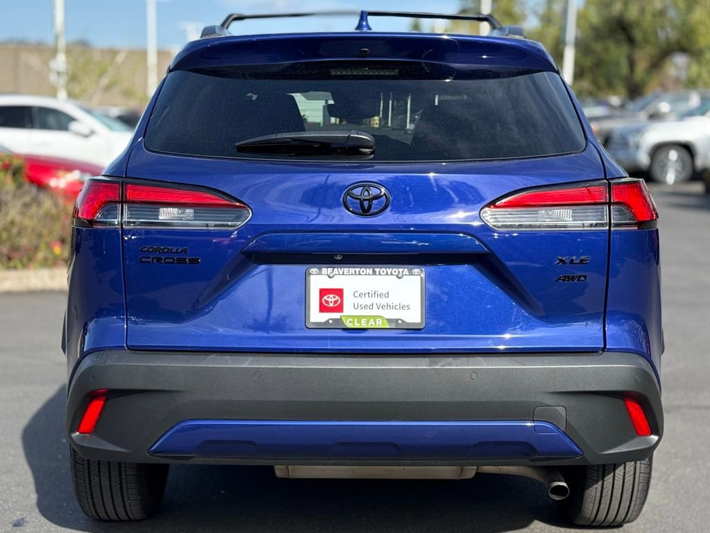 Certified 2024 Toyota Corolla Cross XLE w/ Convenience Package image 4