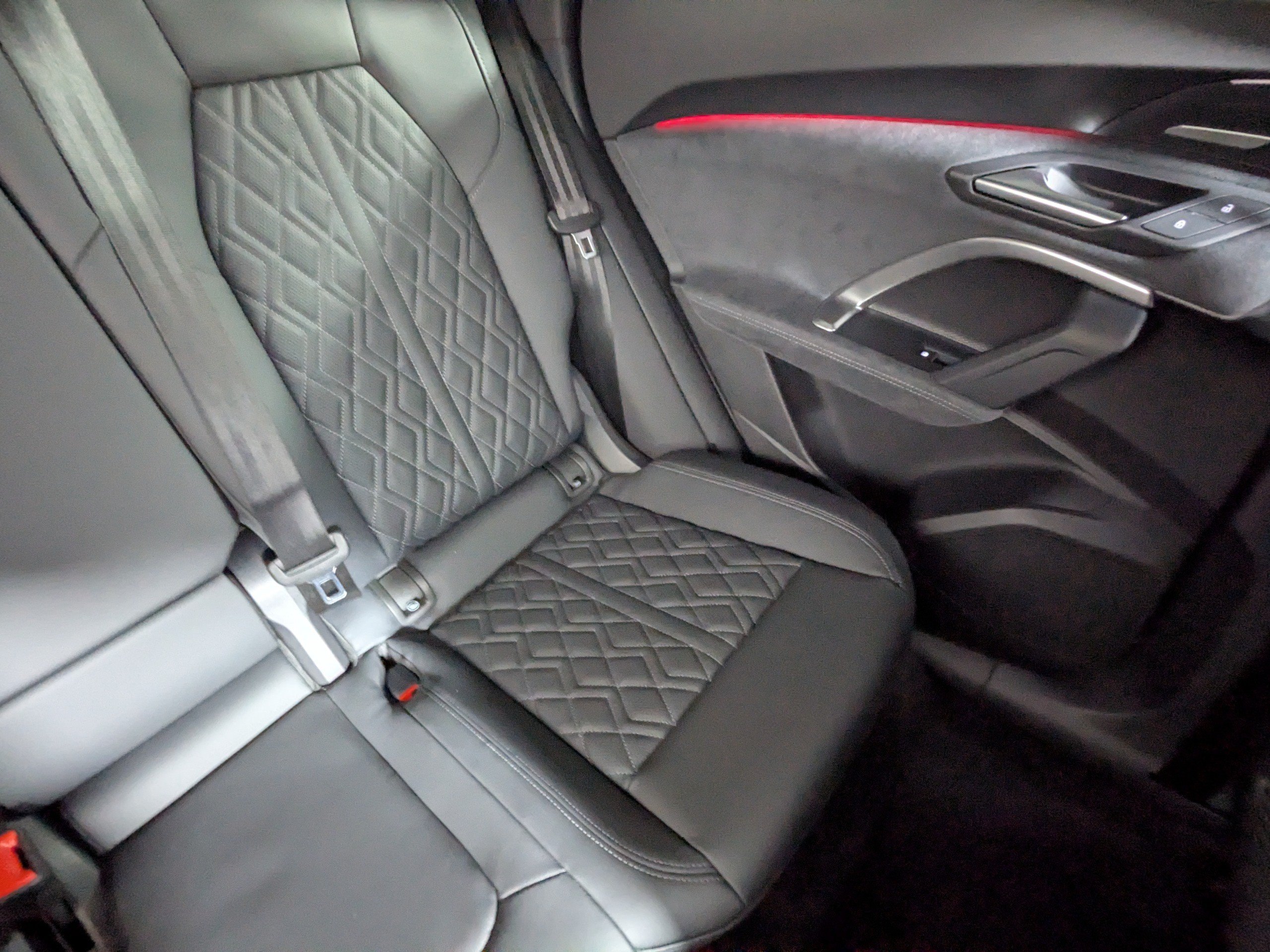 New 2026 Audi SQ5 Prestige AWD/4WD image 17