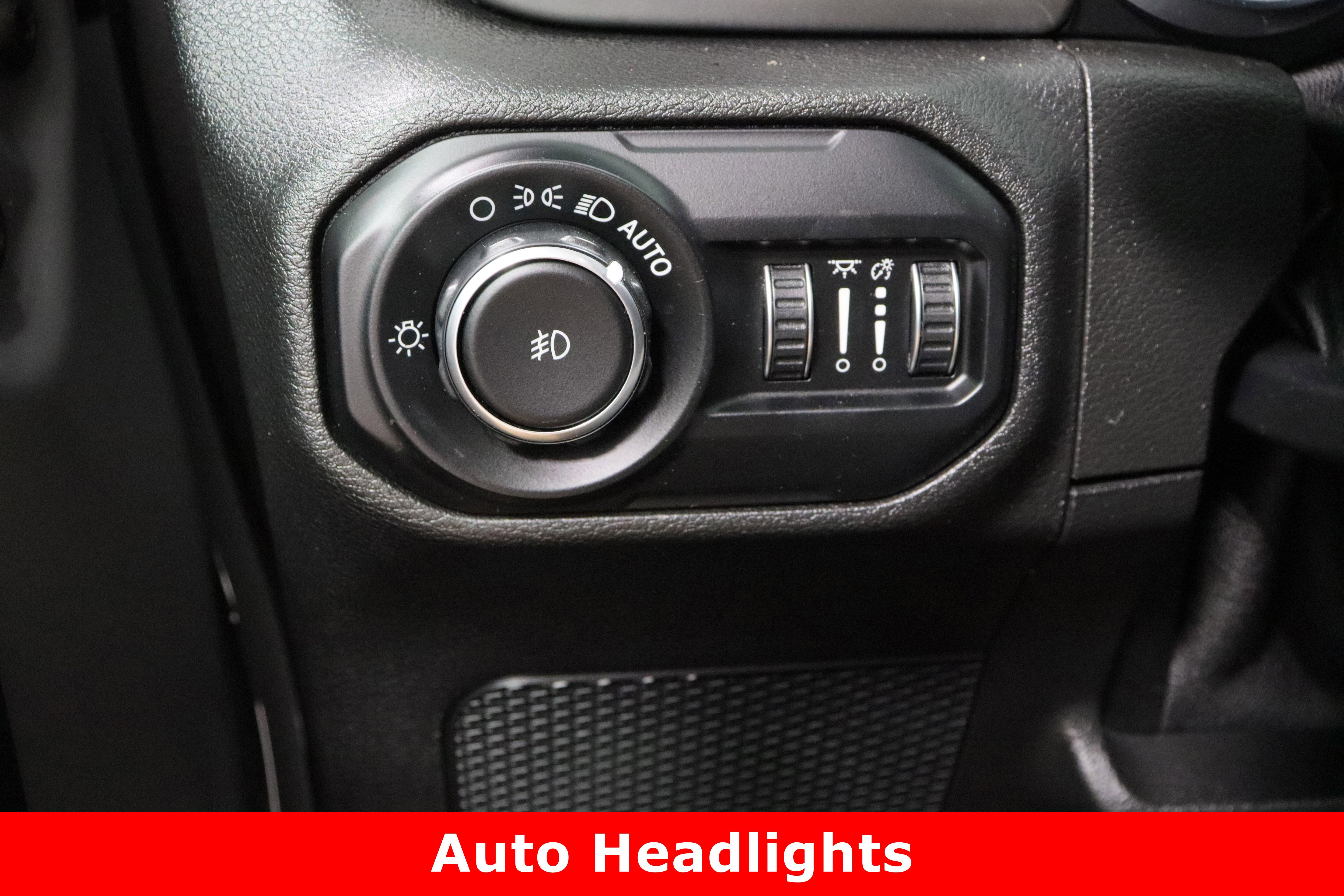 Used 2021 Jeep Wrangler Unlimited Sahara image 25