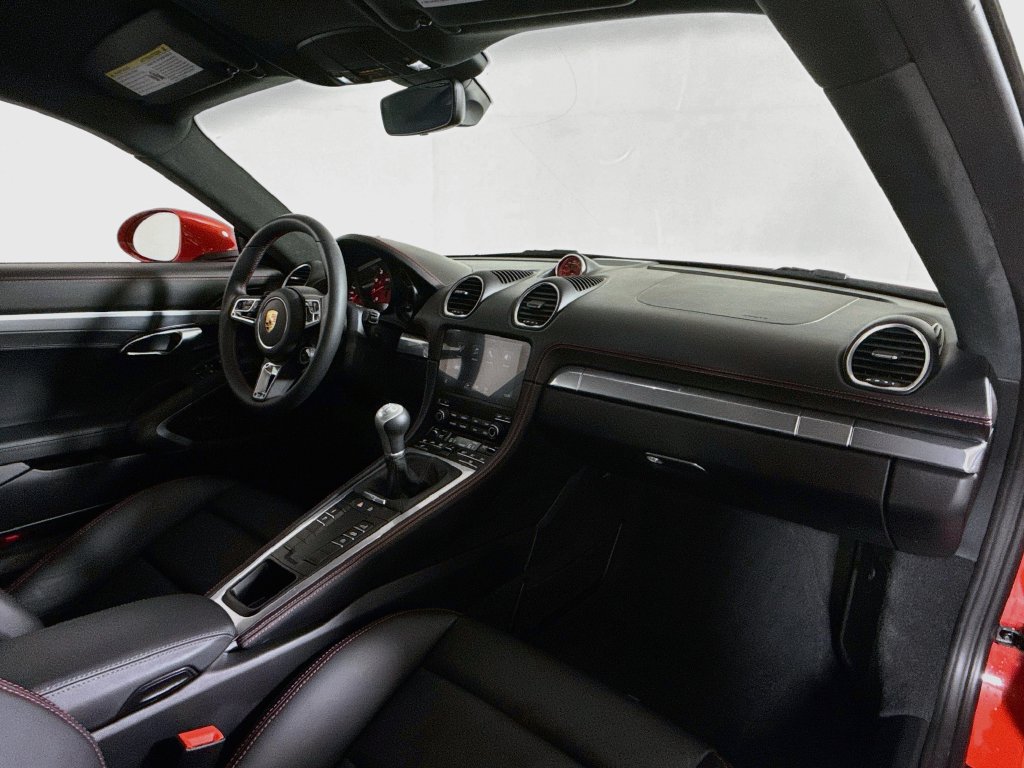 Certified 2024 Porsche 718 Cayman GTS RWD image 17