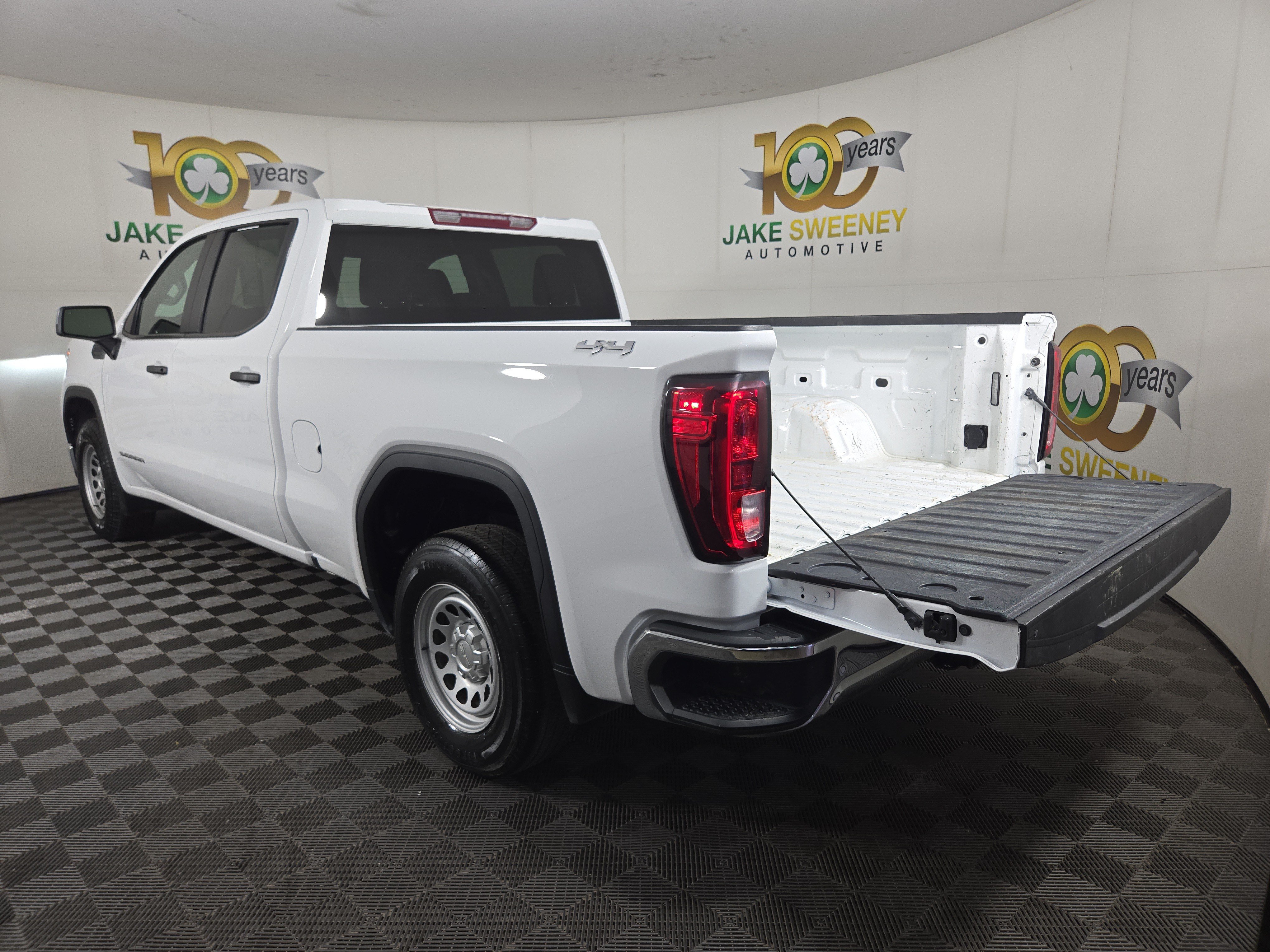 Certified 2024 GMC Sierra 1500 Pro w/ Pro Value Package AWD/4WD image 30
