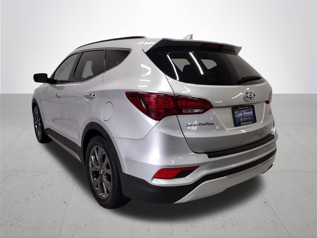 Used 2018 Hyundai Santa Fe Sport w/ 2.0T Ultimate Tech Package 05 FWD image 12