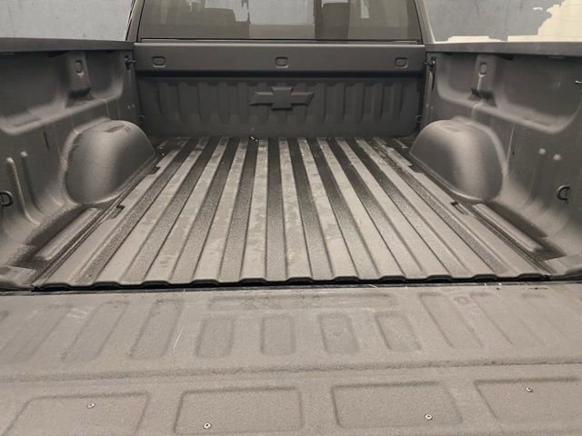 Used 2018 Chevrolet Silverado 1500 High Country image 29