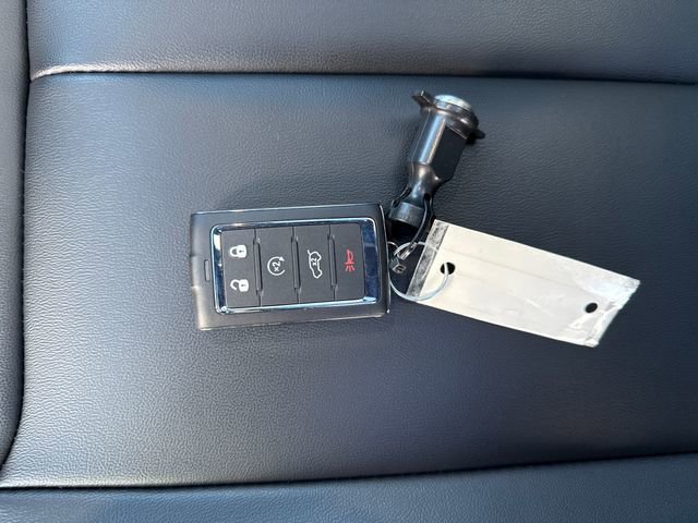 New 2025 Jeep Grand Cherokee L Limited w/ Black Appearance Package image 31