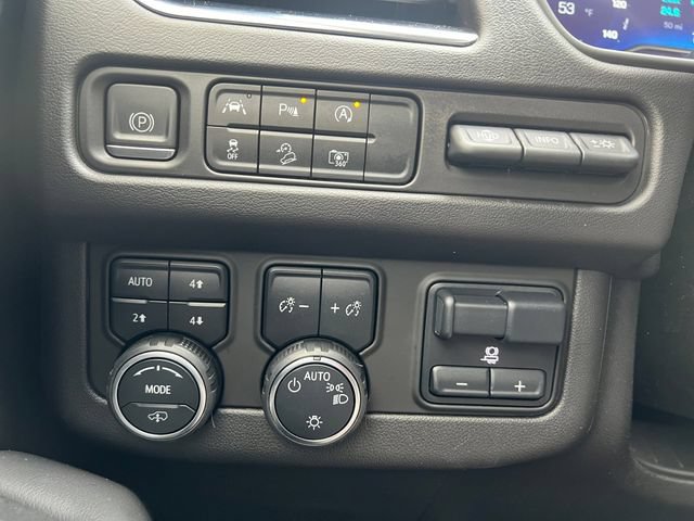 Used 2023 Chevrolet Tahoe High Country AWD/4WD image 27