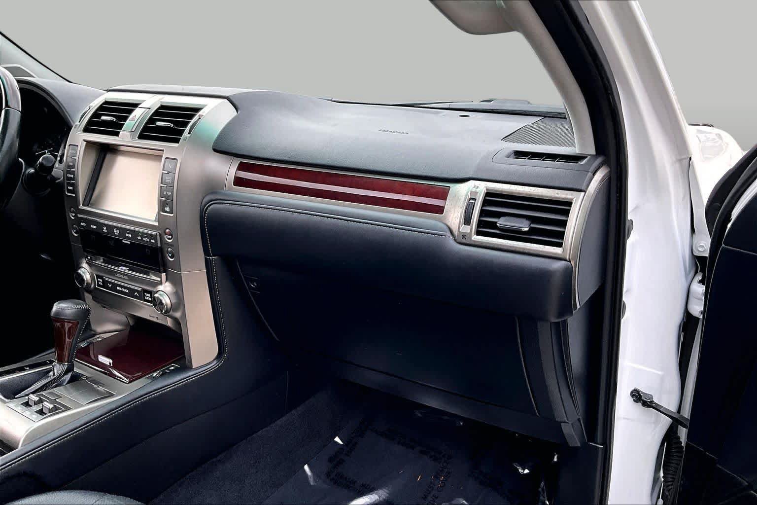 Used 2019 Lexus GX 460 Premium AWD/4WD image 19