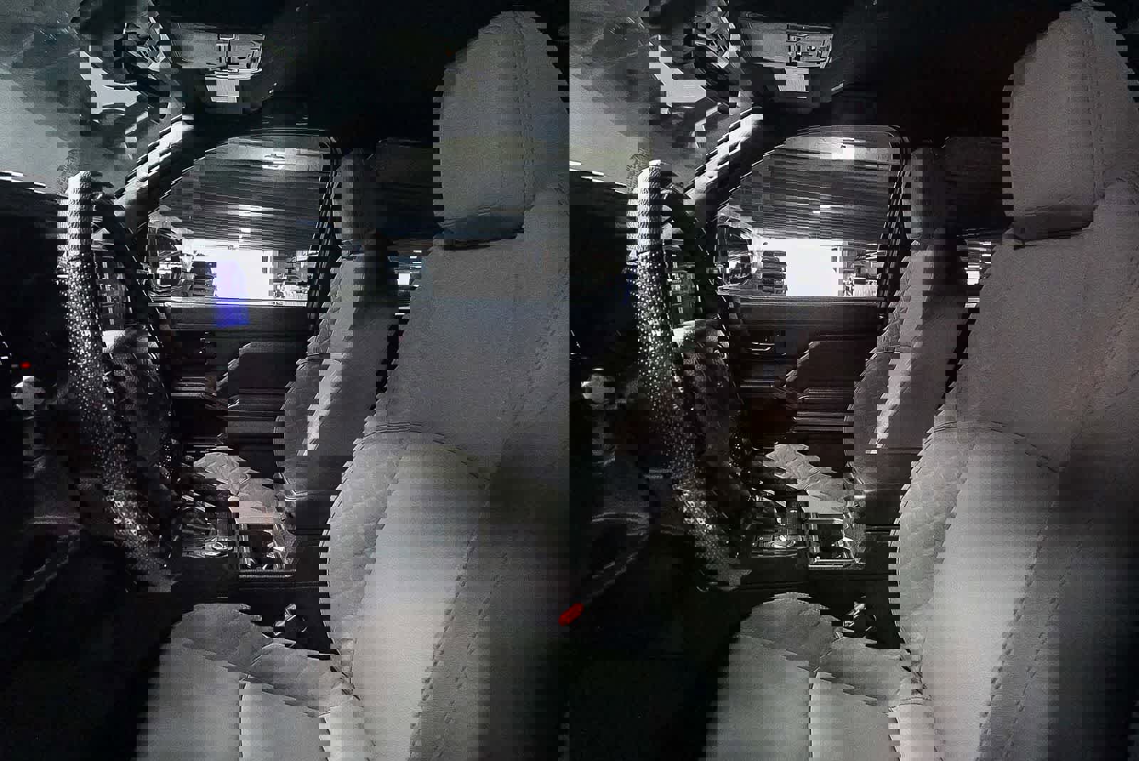 Certified 2024 Toyota Tacoma SR5 image 19