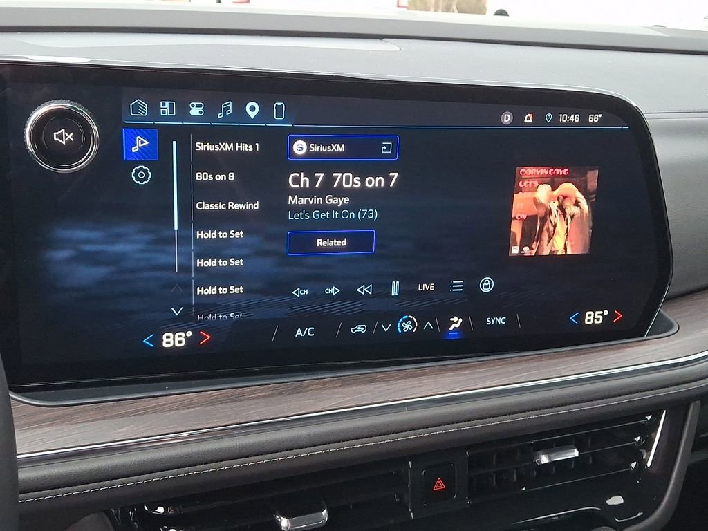 Used 2025 Chevrolet Tahoe LS RWD image 16