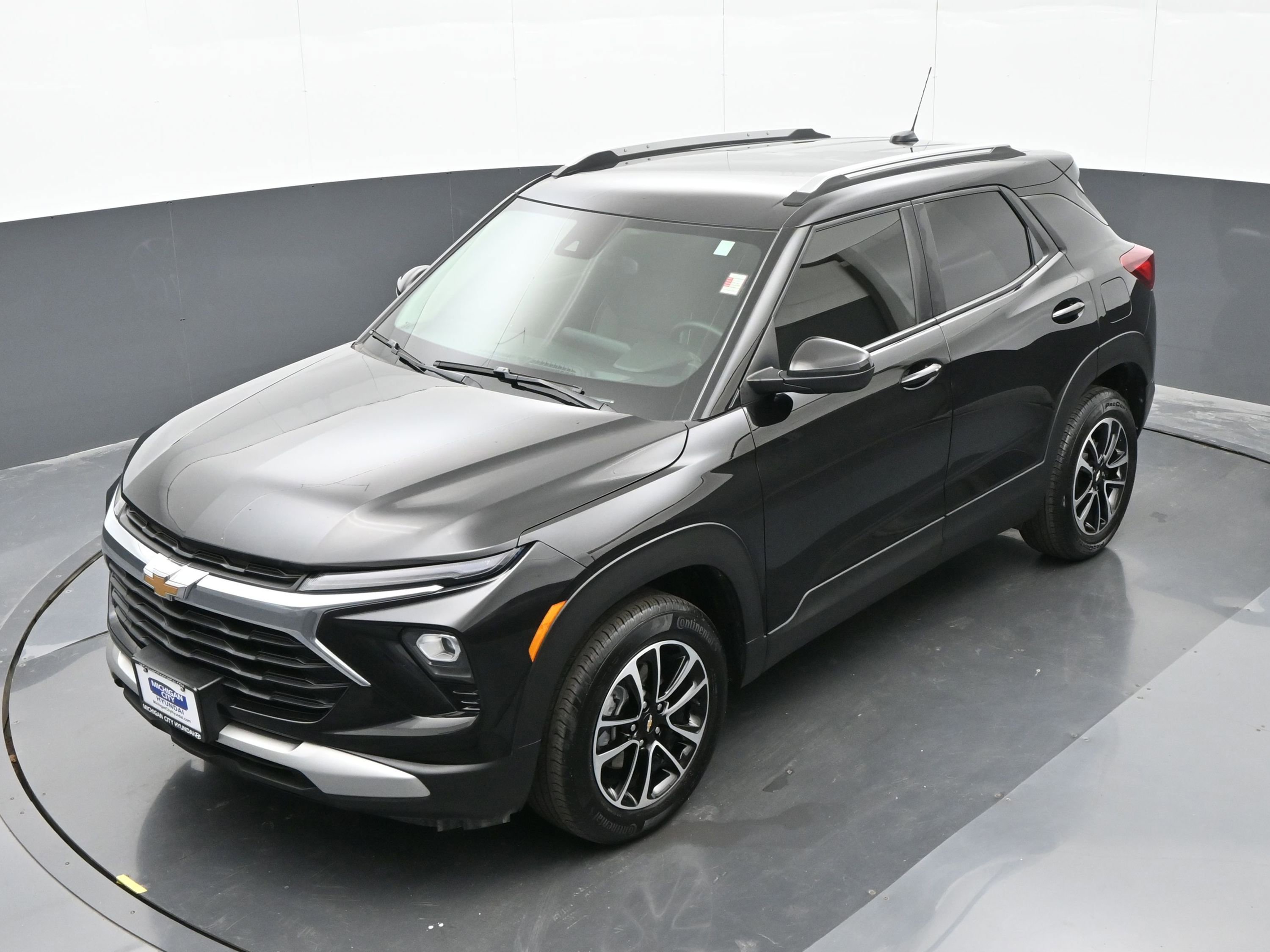 Used 2024 Chevrolet TrailBlazer LT w/ LT Cold Weather Package image 31