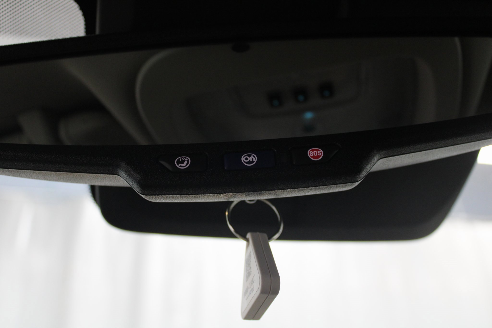 Used 2016 Chevrolet Equinox LTZ w/ Enhanced Convenience Package image 35