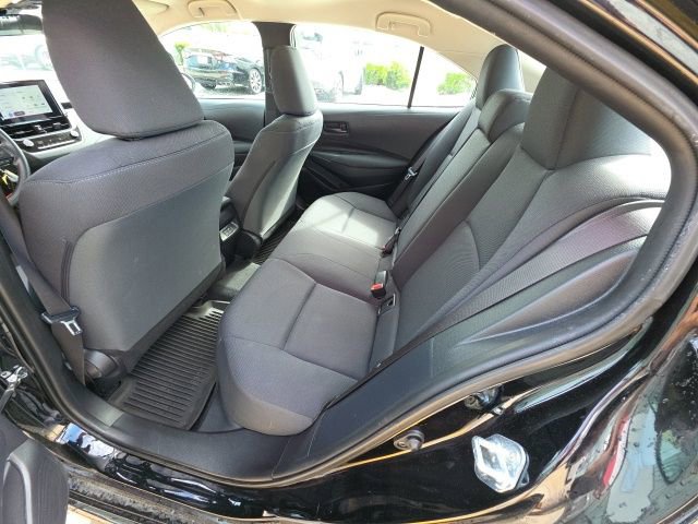 Used 2024 Toyota Corolla LE FWD image 23