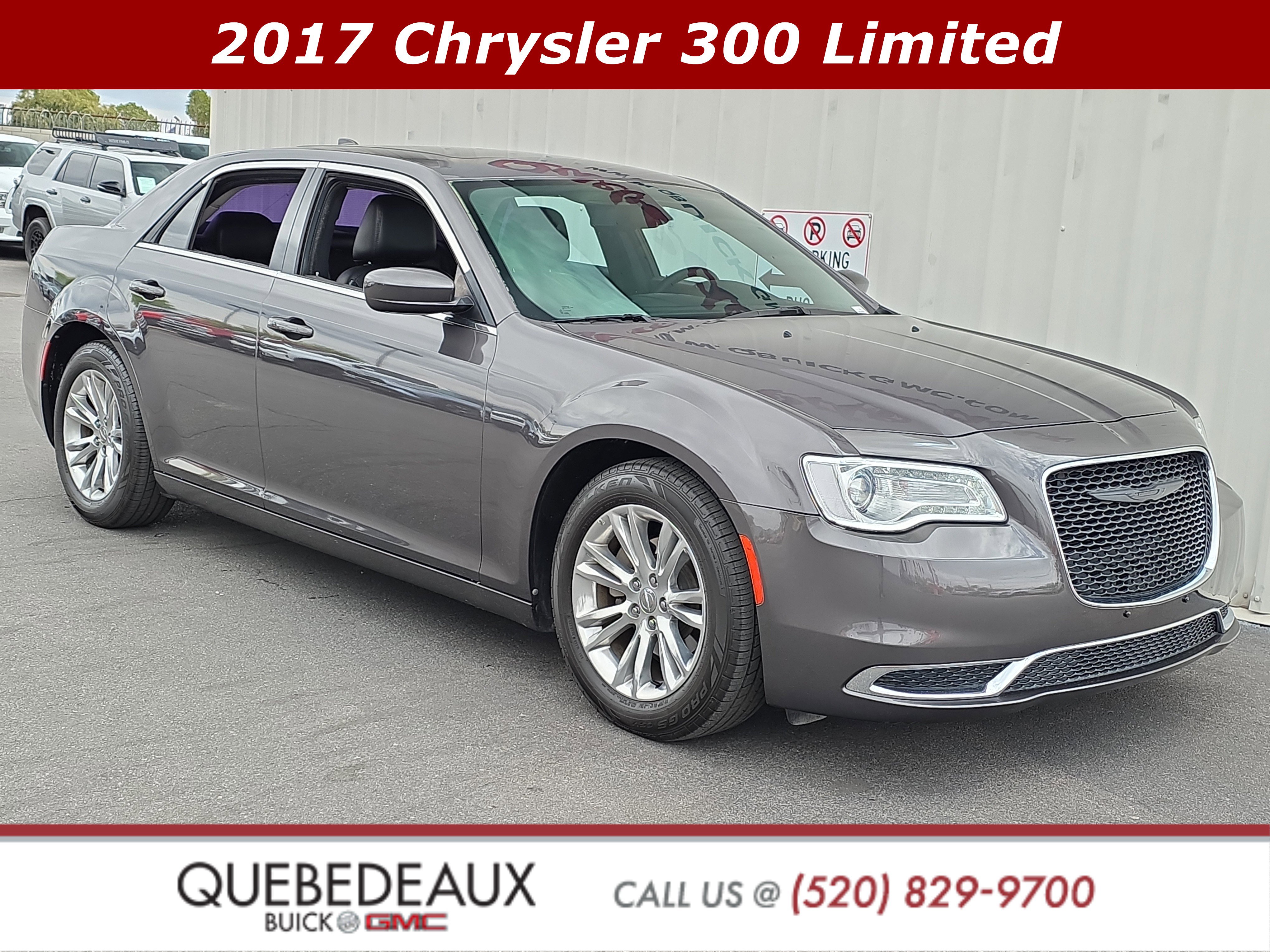 Used 2017 Chrysler 300 Limited image 1