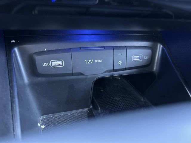 Used 2022 Hyundai Santa Cruz Limited image 35