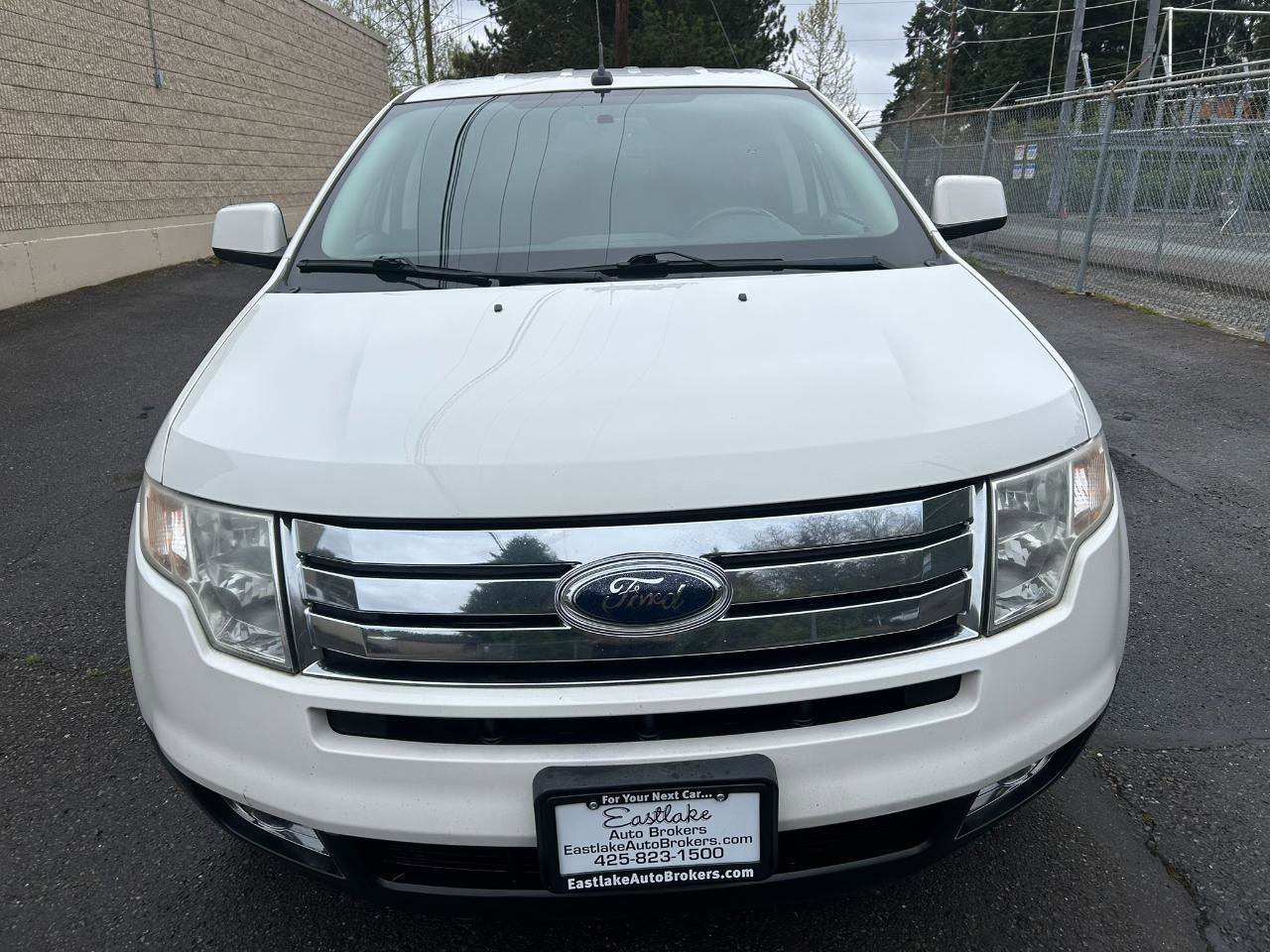 Used 2010 Ford Edge SEL AWD/4WD image 2