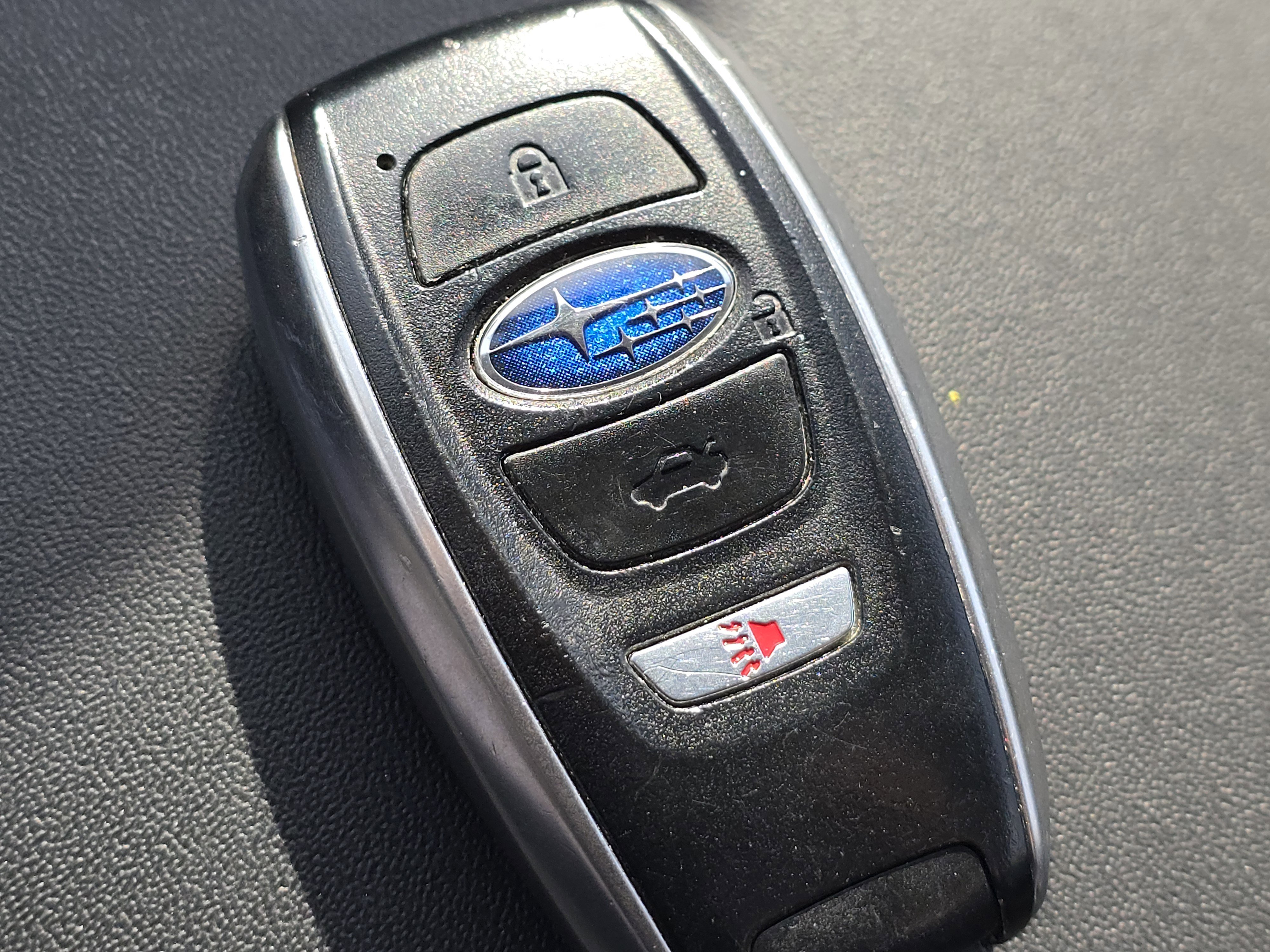 Used 2021 Subaru Ascent Premium w/ Convenience Package image 27