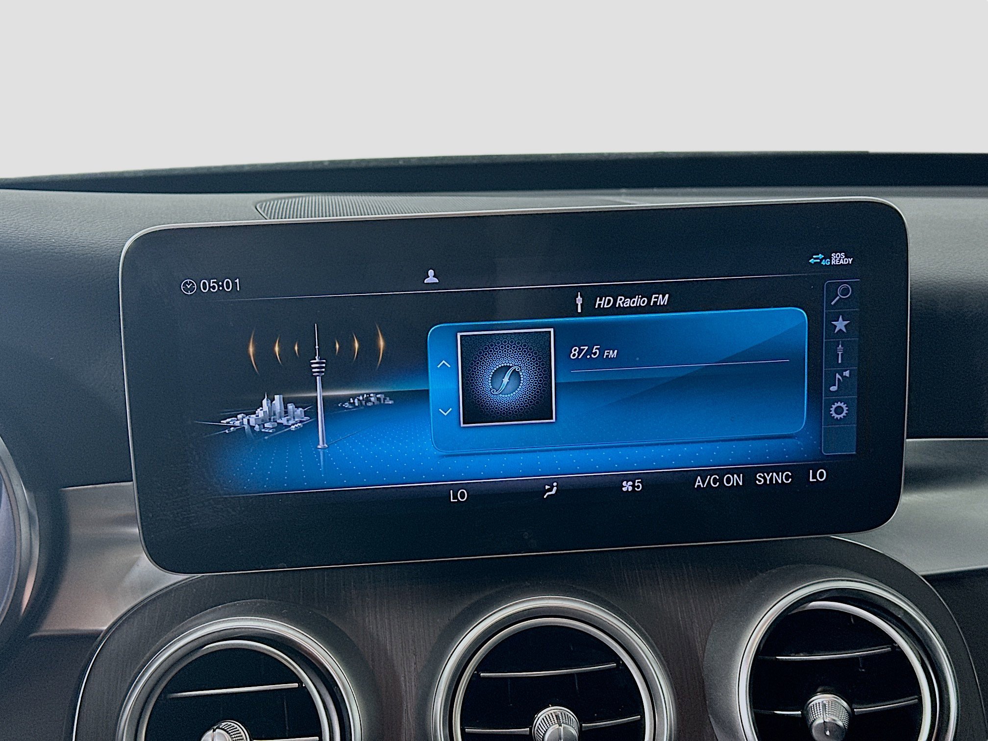 Certified 2021 Mercedes-Benz C 300 4MATIC Sedan image 19