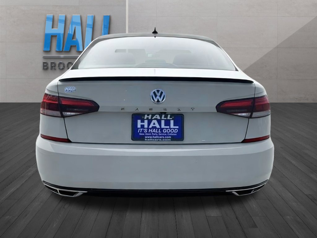 Certified 2020 Volkswagen Passat 2.0T R-Line FWD image 6