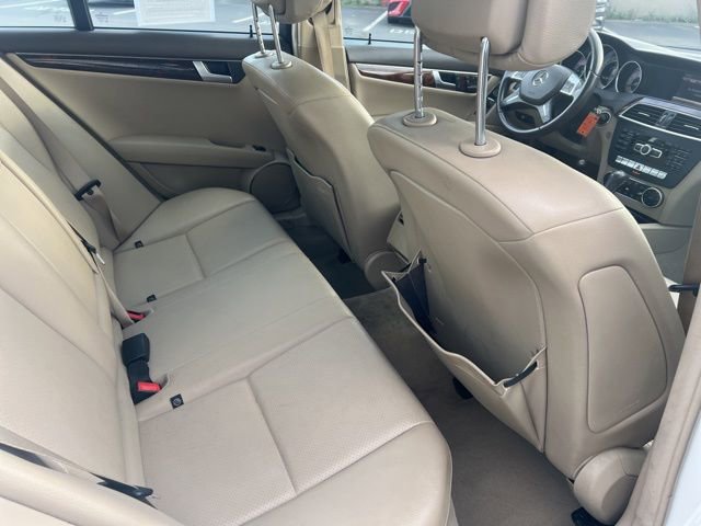 Used 2013 Mercedes-Benz C 300 4MATIC Sedan image 28