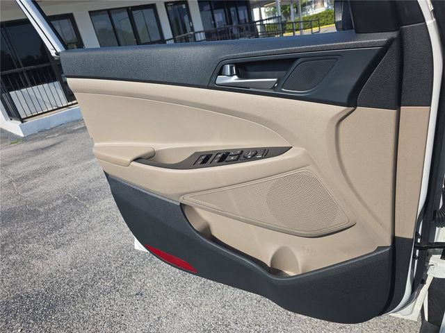 Used 2018 Hyundai Tucson Sport FWD image 10