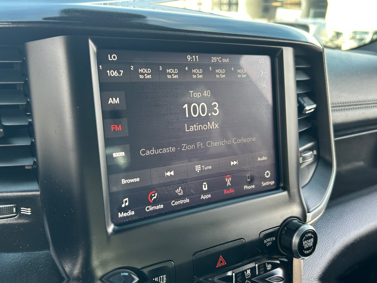 Used 2019 RAM 1500 Laramie w/ Sport Appearance Package AWD/4WD image 26