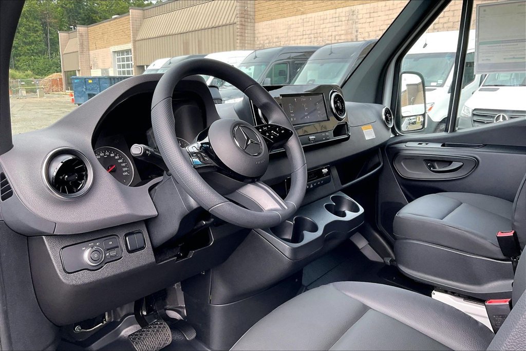 New 2026 Mercedes-Benz Sprinter 2500 image 5
