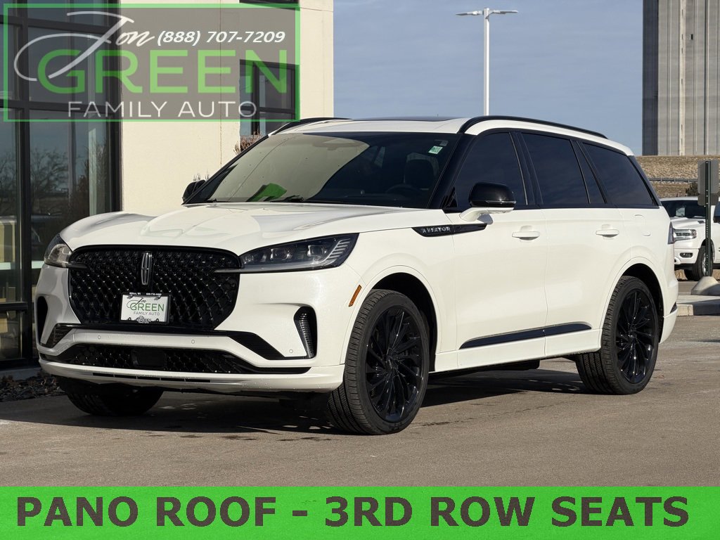 Used 2025 Lincoln Aviator Reserve w/ Jet Appearance Package image 1