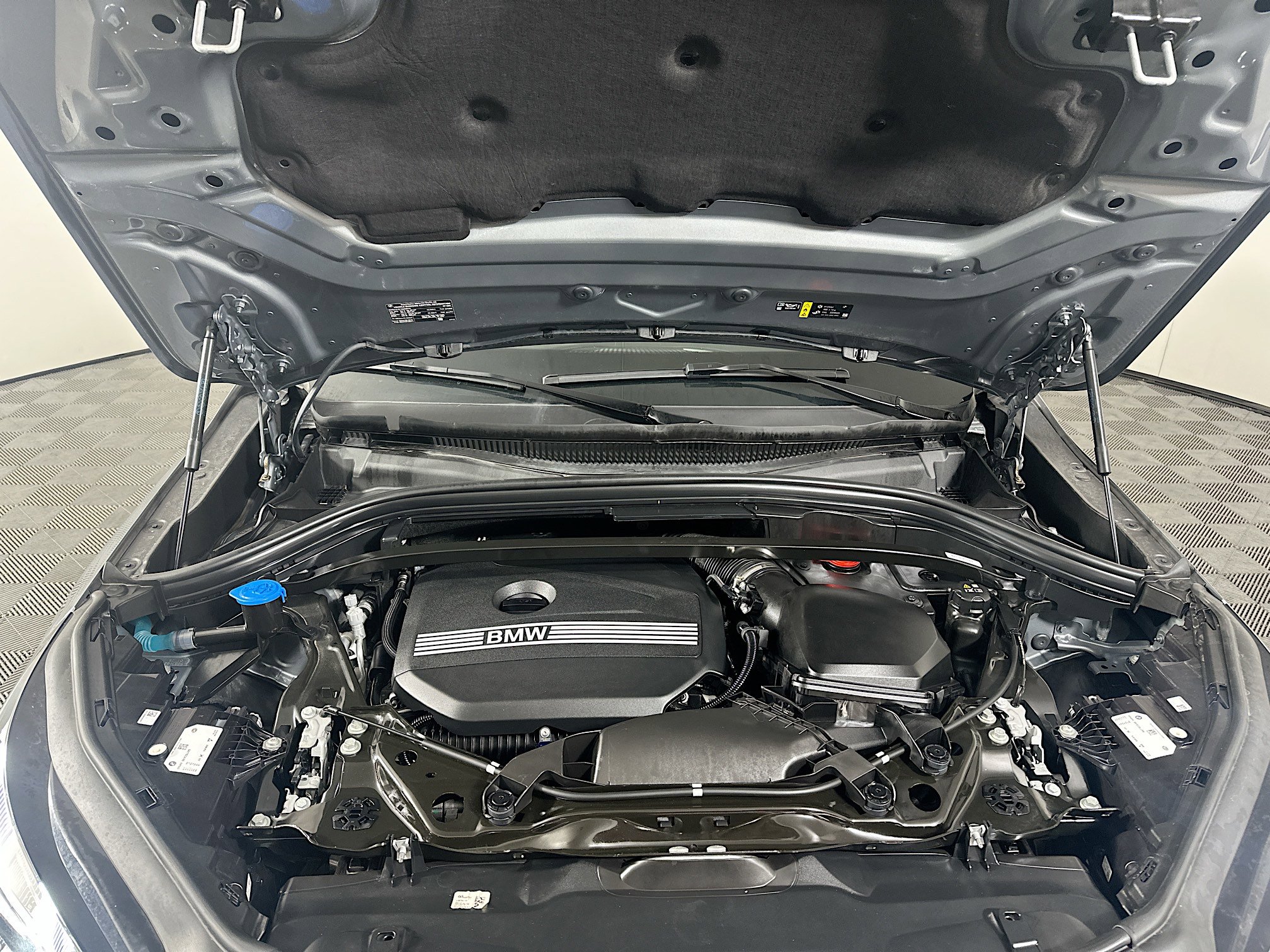 Used 2025 BMW X2 xDrive28i image 36