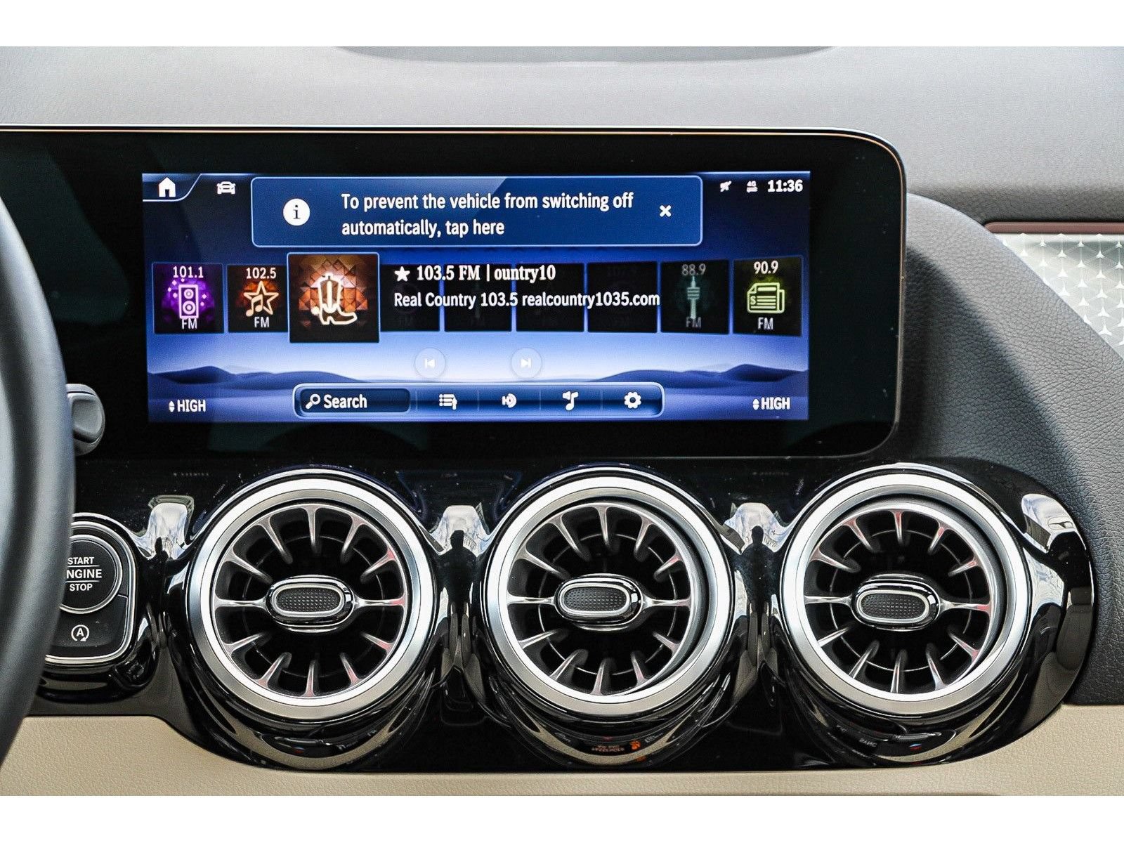 Used 2025 Mercedes-Benz GLA 250 image 13
