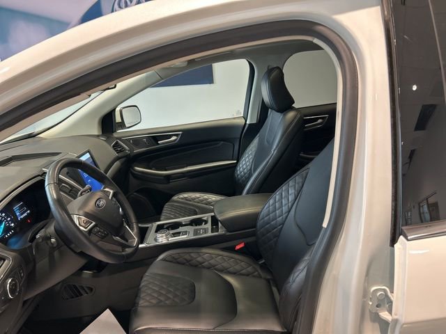 Used 2023 Ford Edge Titanium AWD/4WD image 15